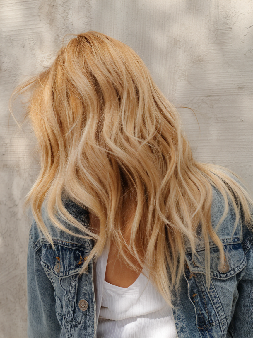 Sunflower Blonde Hair Color 2025: 20 Stunning Ideas with Highlights & Ombre Styles