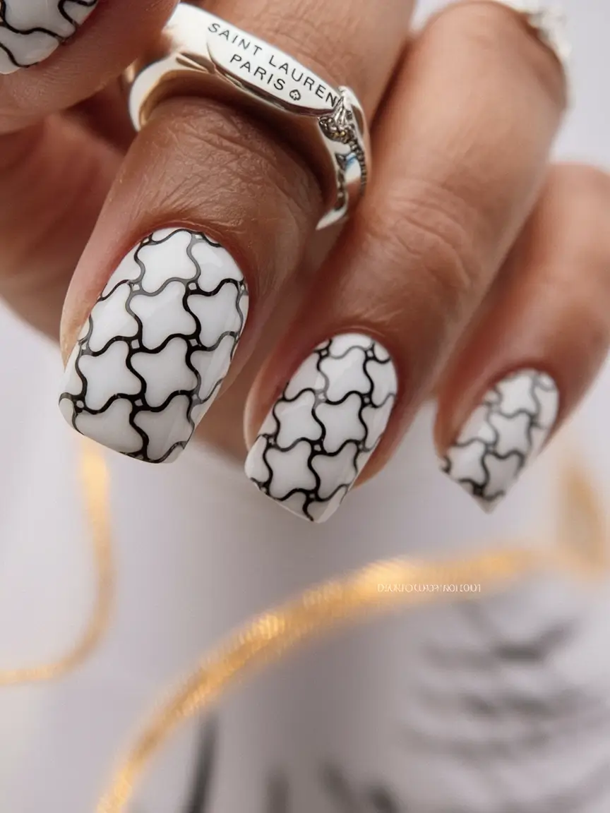 autumn nails designs 2025 Modern Monochrome Pattern