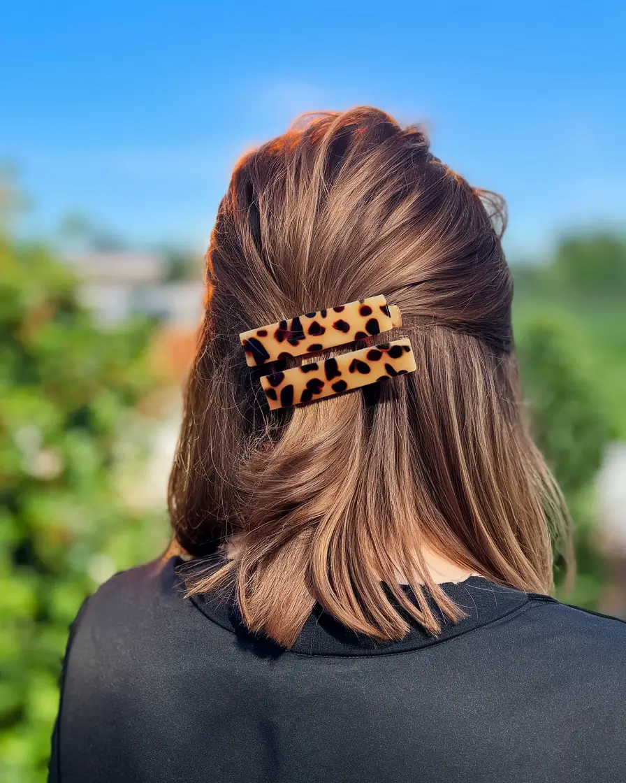 easy fall hairstyles 2025 Half-Up with Statement Clips
