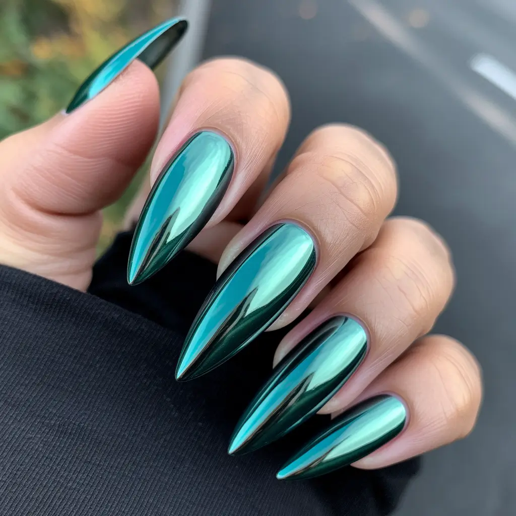 fall chrome nails 2025 Emerald Chrome Power