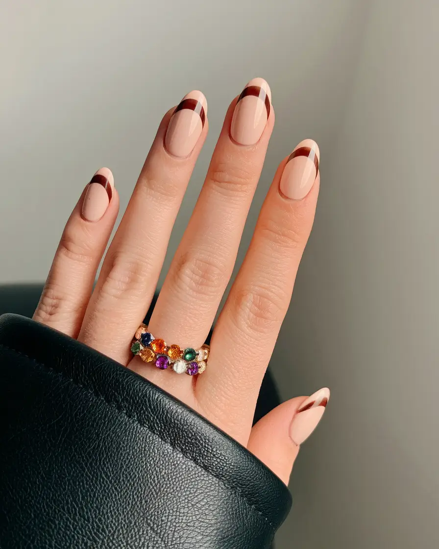 Fall Color-Block Nail Sleek Burgundy Tips