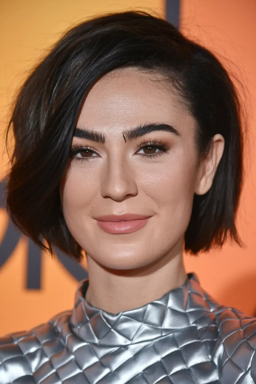 fall hairstyles for women over 40 asymmetrical black bob