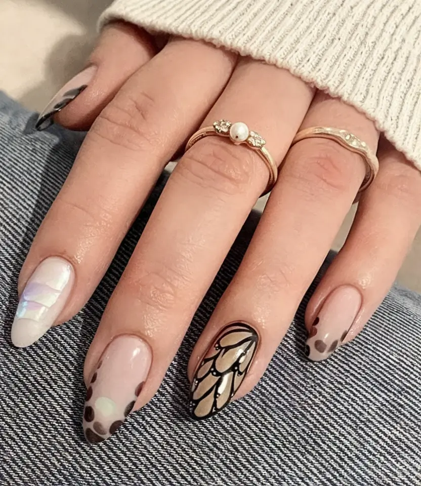 Neutral Fall Nails 2025: Chic Ideas for Almond, Square & Short Designs