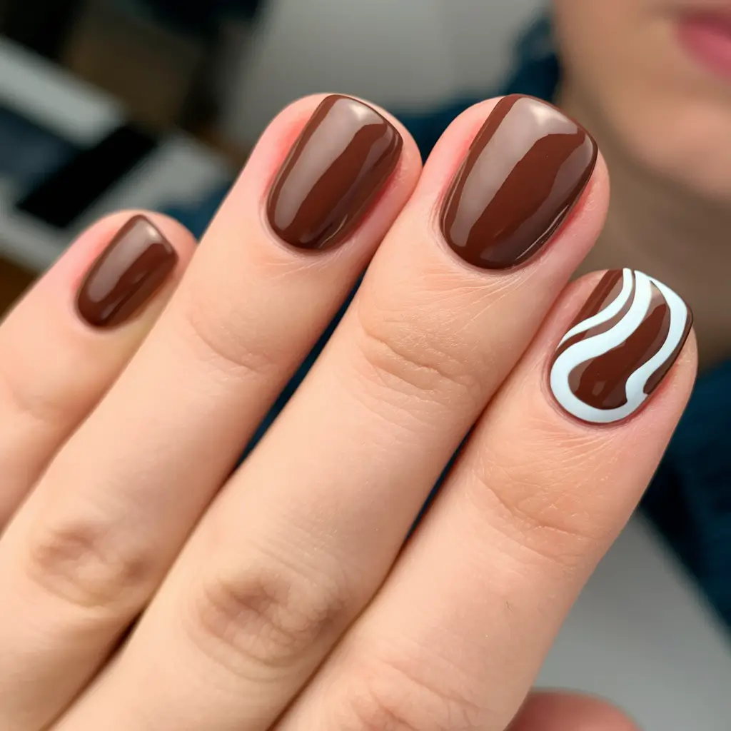 short fall nails trends 2025 – Milk-Chocolate Waves on Squoval Shorties