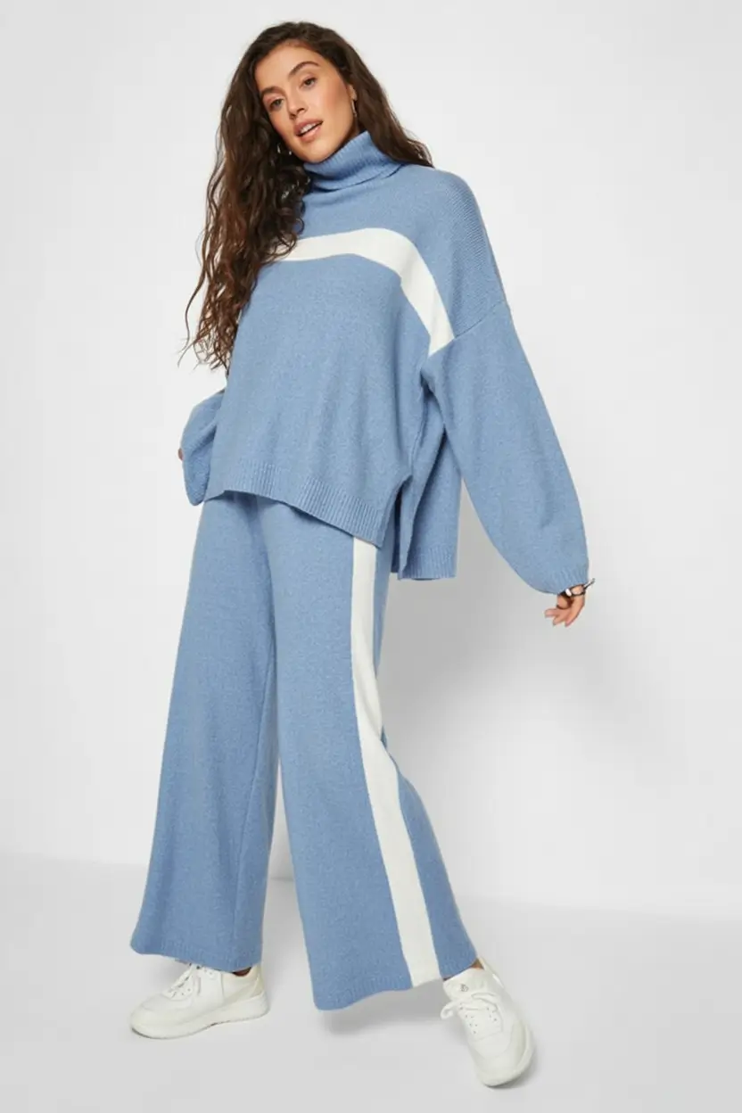 cute winter outfits 2025 2026 Laid-Back Knit Set