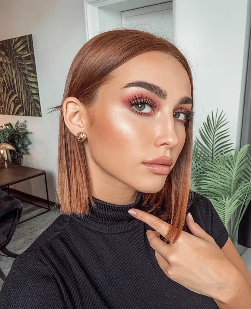winter hair colors ideas 2025 2026 Sleek Copper Short Cut