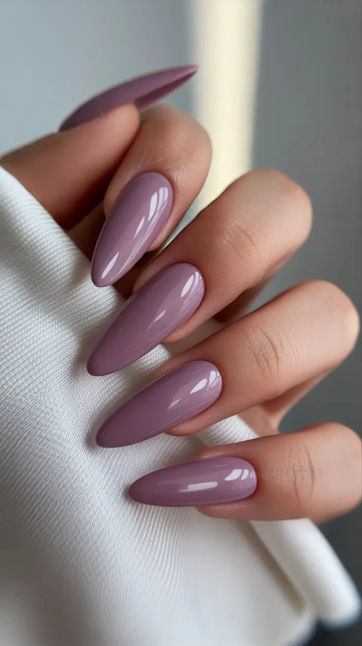 Trendy Winter Nail Colors 2025–2026 Dusty Rose Serenity