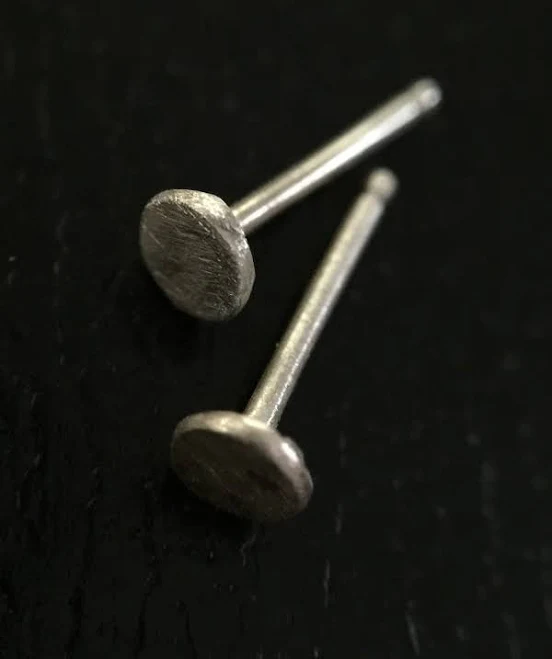 accessory 925 Sterling Silver Flat Stud Earrings Etsy - MistyMountainForge $16