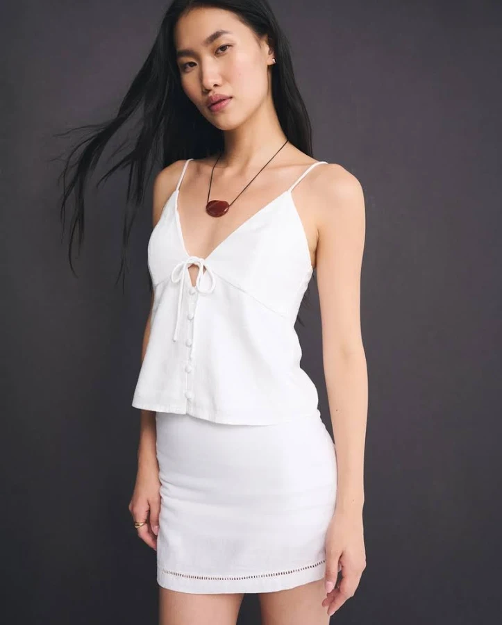 top Abercrombie & Fitch Women's Bella Bra-Free Linen-Blend Cami Abercrombie & Fitch $50