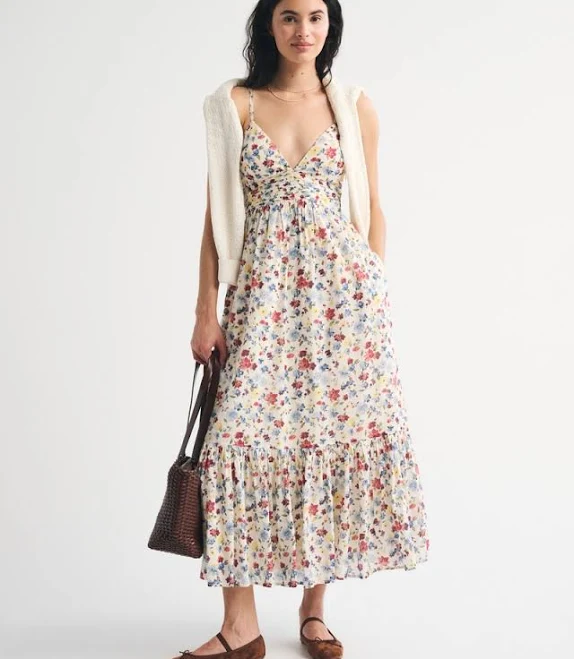 oversized outfit Abercrombie & Fitch Women's Bra-Free Tie-Back Flowy V-Neck Maxi Dress Abercrombie & Fitch $120