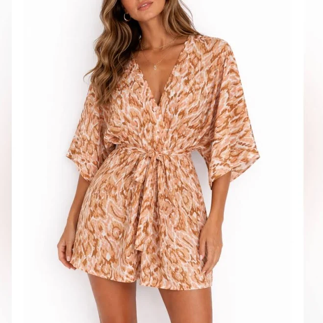 romper Cupshe Pants & Jumpsuits | Cupshe Teal, Coral & Cream Paisley V-Neck Romper | Color: Cream/Orange | Size: M | Bonnieagar2's Closet Poshmark $21