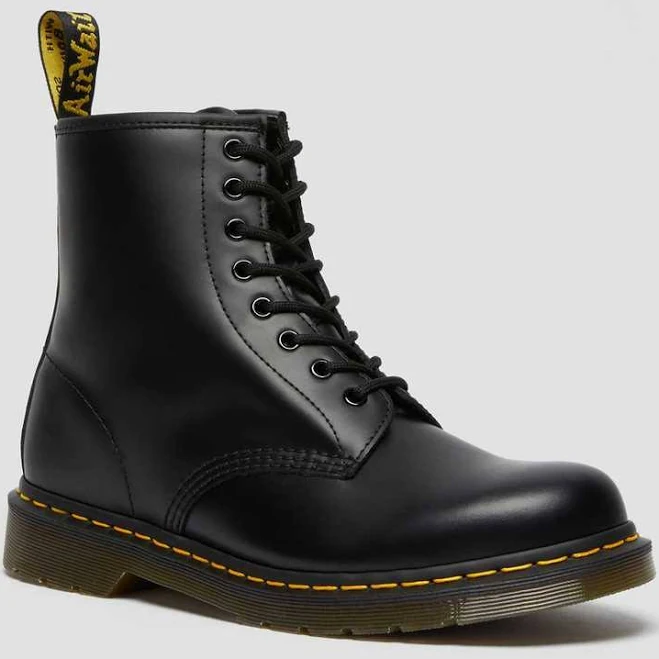 shoes Dr. Martens, 1460 Smooth Leather Lace Up Boots in Black, Size W 6 - School Shoes Dr. Martens US $180