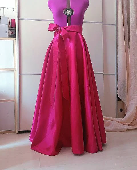 maxi skirt Floor-Length Taffeta Skirt with Pockets and Bow Etsy - Seller $342