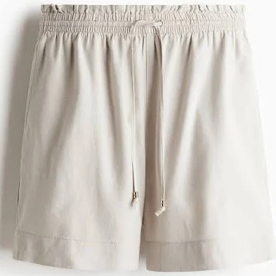 shorts Ladies H&M Linen-Blend Drawstring Shorts H&M $24.99