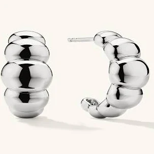 accessory Mejuri Hoop Earrings Mejuri $178