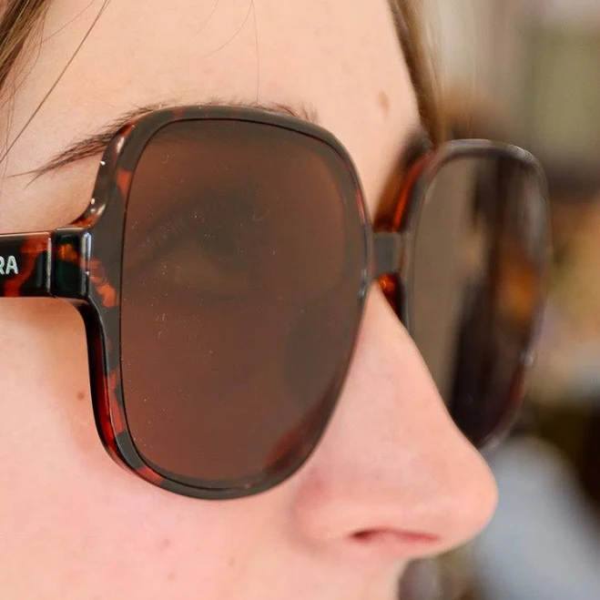 accessory Otra Eyewear Round Oversized Tortoiseshell Sunglasses Apricot Lane - Bel Air $65