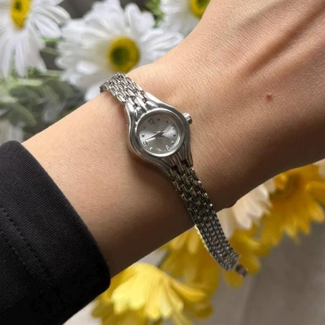 accessory Retro Vintage Minimalist Watch Etsy - Seller $59.99