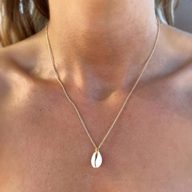 accessory Shell Choker Necklace Etsy - MadJewelryCo $21.52