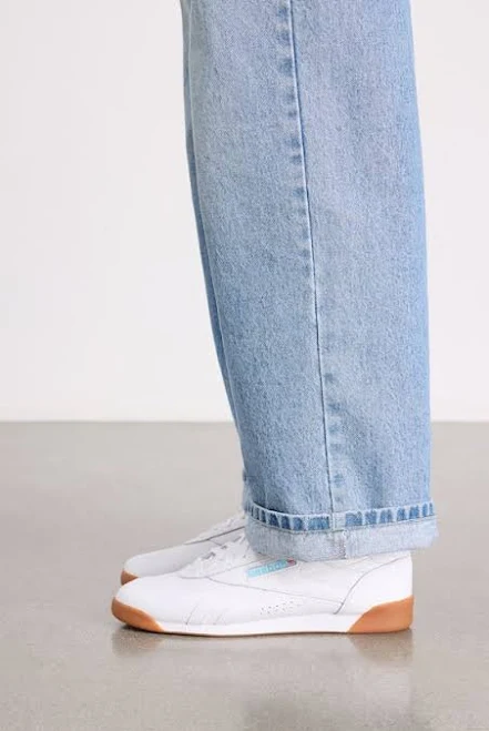 shoes White Leather Lace-Up Sneakers | Womens | 11 (Available in 8, 7.5, 7, 6.5, 6, 5.5, 9, 8.5, 10) Lulus $43.2