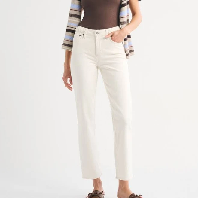 jeans Abercrombie & Fitch Women's High Rise 90s Cropped Jean Abercrombie & Fitch $59.99