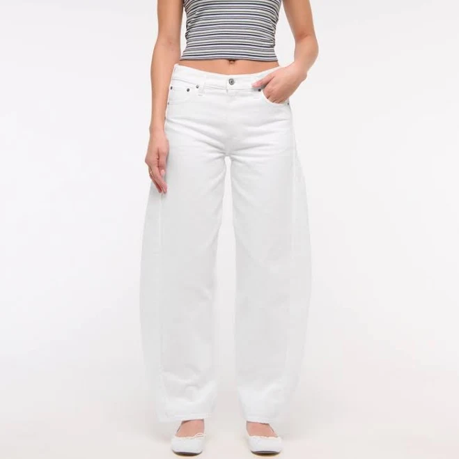 jeans Abercrombie & Fitch Women's Mid Rise Barrel Jean Abercrombie & Fitch $26.97