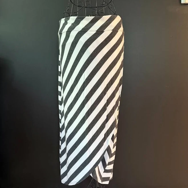 maxi skirt Athleta Skirts | Athleta Charcoal And White Stripped Maxi Skirt | Color: Gray/White | Size: S | Jeanoconnor607's Closet Poshmark $18