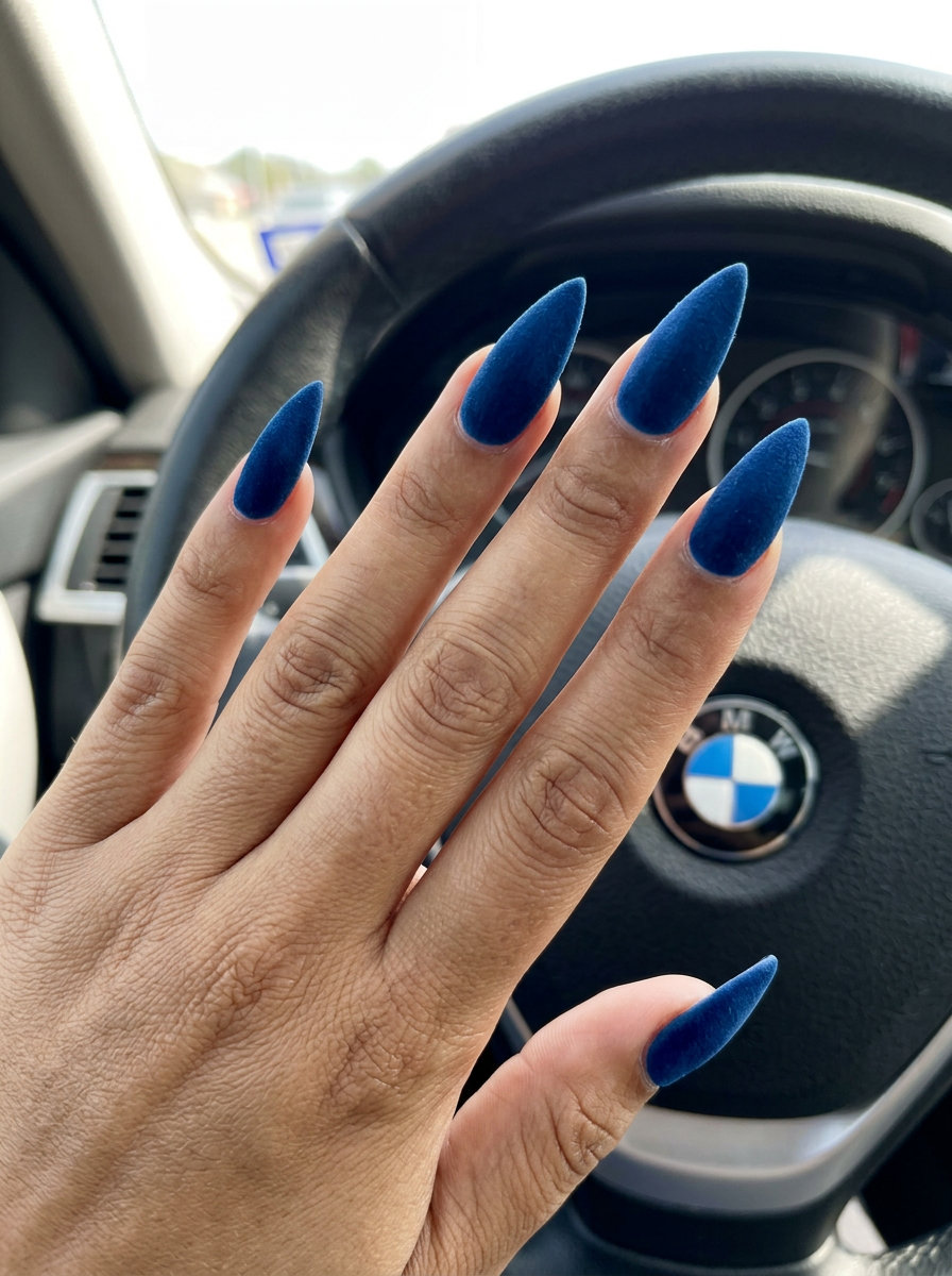 Velvet Ocean Blue Stilettos 2026 Velvet ocean blue stiletto nails for cocktail parties. Stiletto summer nails 2026.