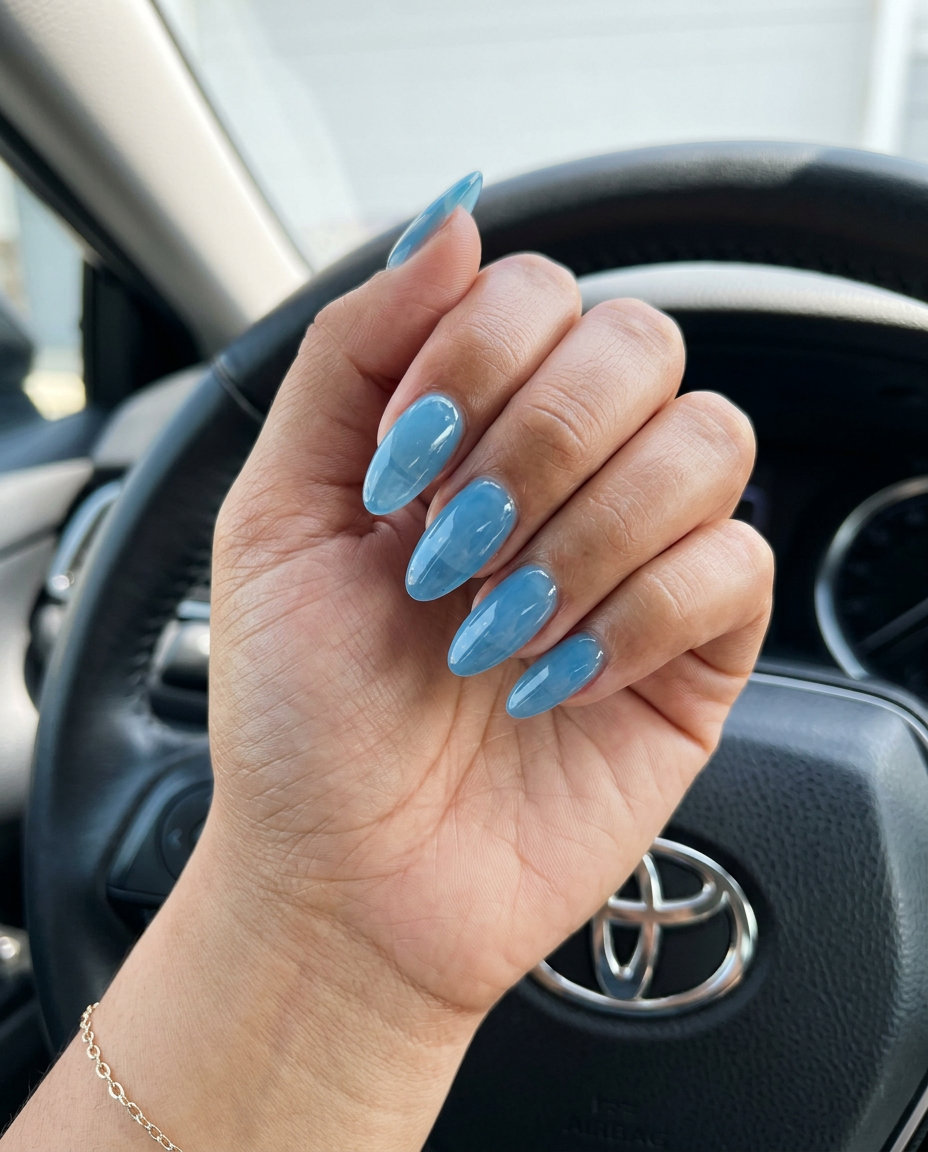 Icy Blue Jelly Nails 2026: Cool Summer Refresh Icy Blue Jelly Transparent nails for cool summer vibes nails 2026.