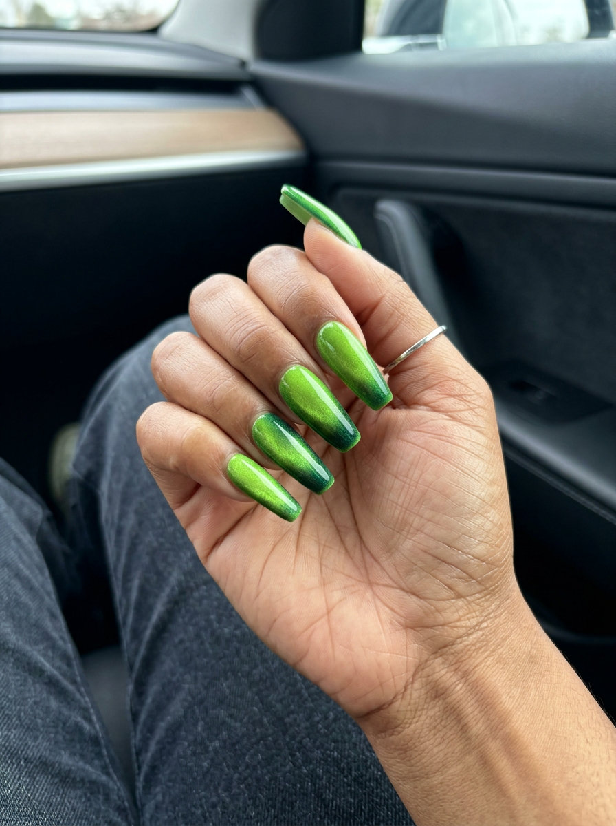Summer Vibes Nails 2026: Velvet Citrus Stilettos Edgy lime green velvet effect stiletto nails for festival and party vibes nails 2026.