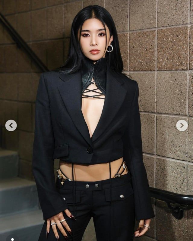 Black Cropped Blazer and Corset Top: Edgy Evening Baddie Black Cropped Blazer and Corset Top: Edgy Evening Baddie — Baddie Outfits 2027