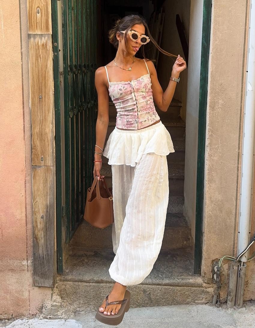 Casual Chic: Spaghetti Strap Floral Corset Over Tiered Skirt Casual Chic: Spaghetti Strap Floral Corset Over Tiered Skirt — Floral Corset Top Outfits 2027