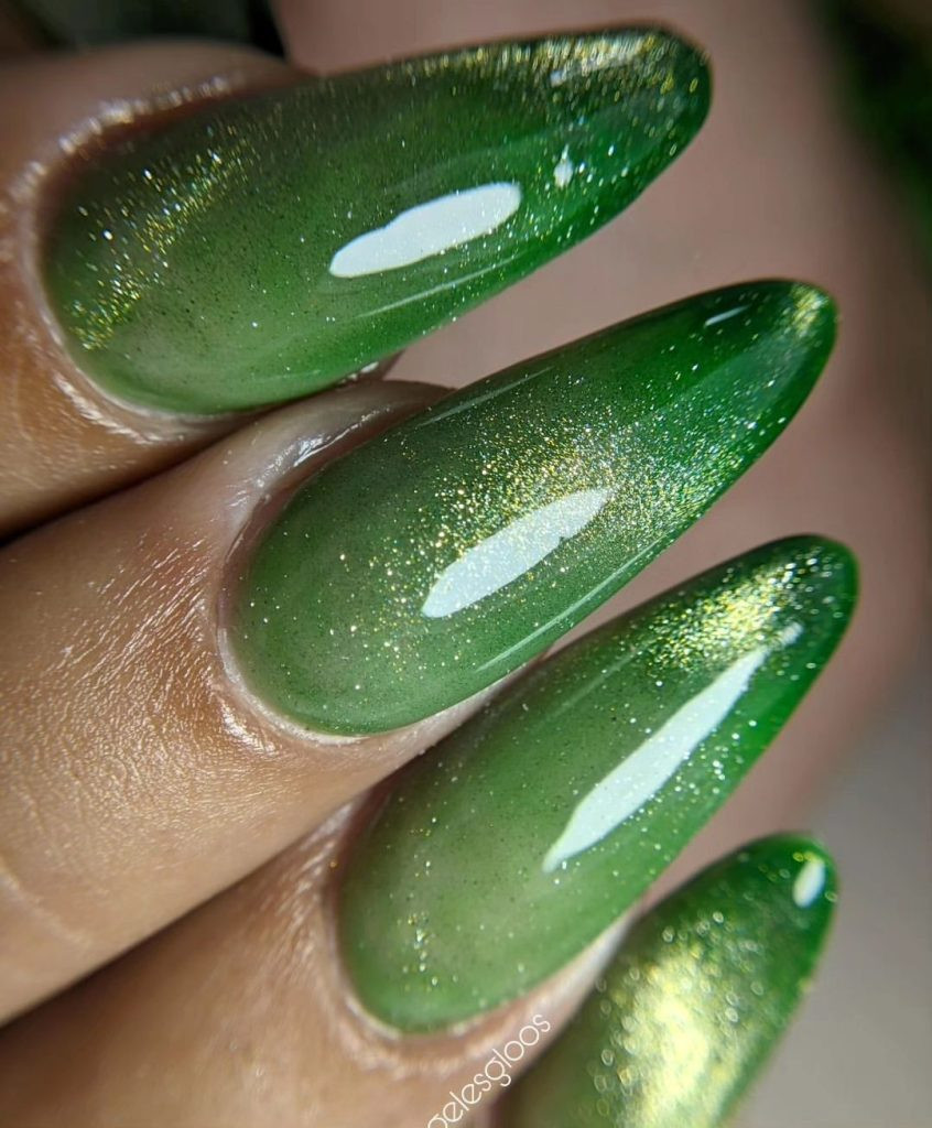 Green Glitter Ombre Stiletto Nails Green Glitter Ombre Stiletto Nails — Winter Glitter Nails 2027