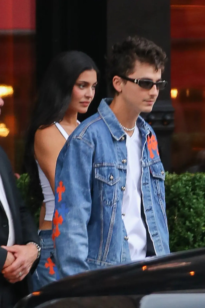 T-Shirt Denim Jacket Outfit Idea T-Shirt Denim Jacket Outfit Idea — Matching Couple Outfits 2027