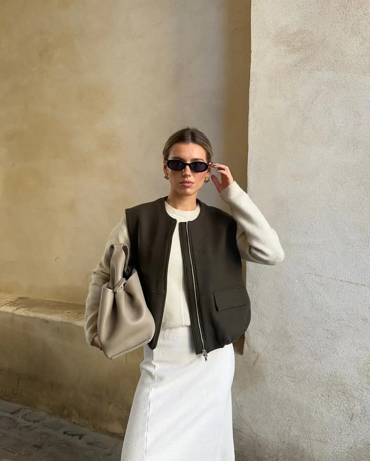 White Linen Vest and Trousers for Warm Weather White Linen Vest and Trousers for Warm Weather — Vests 2027