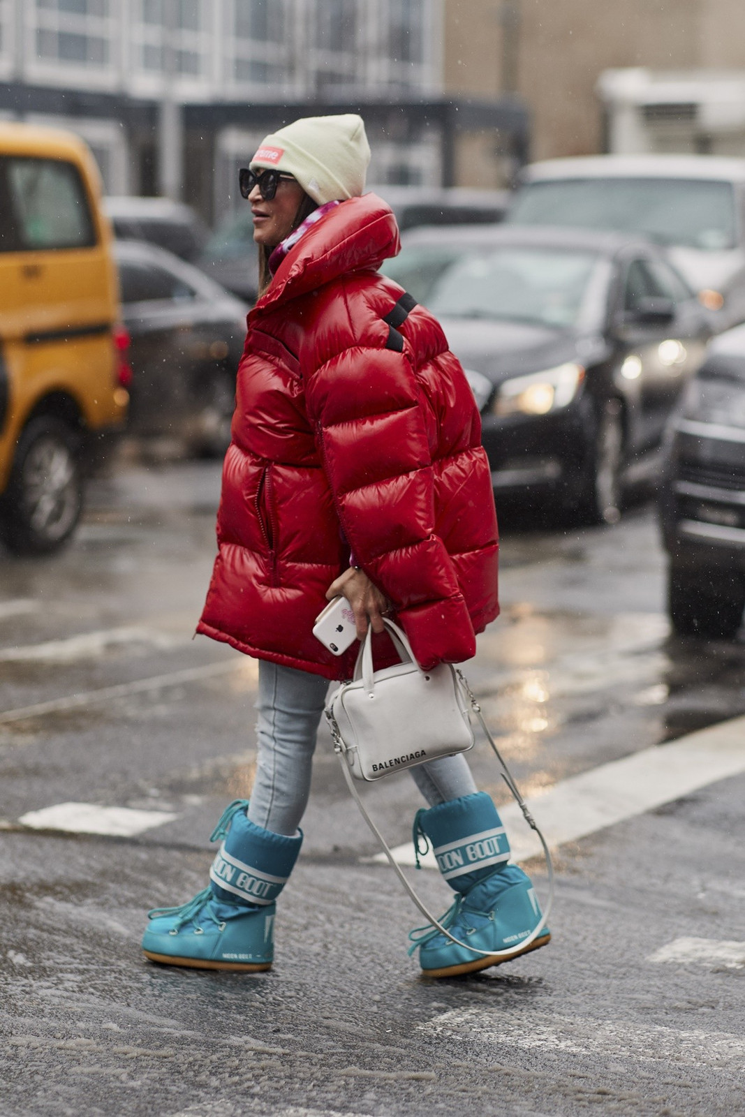 Blue Moon Boots Outfit Idea Blue Moon Boots Outfit Idea — Warm Winter Outfits 2027