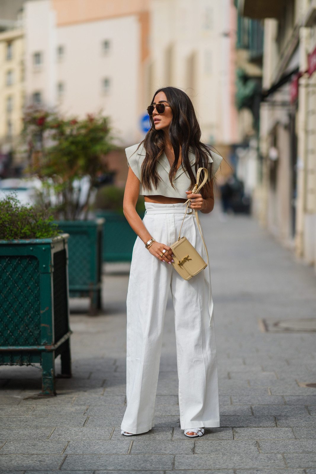 Effortless Summer Style: White Wide-Leg Trousers with a Light Green Top Effortless Summer Style: White Wide-Leg Trousers with a Light Green Top — White Jeans Outfits 2027