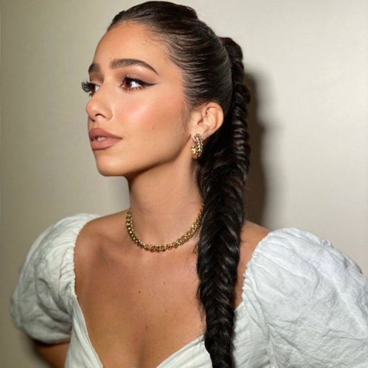 Long Visual Idea — Rainy Day Hairstyles 2027