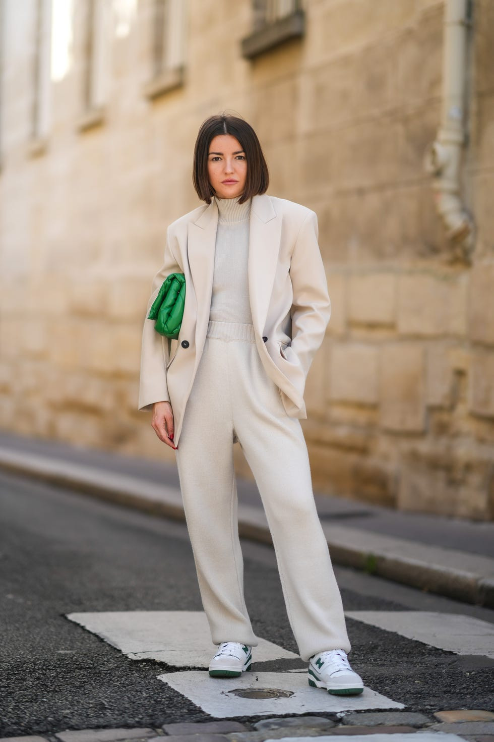 Oversized Cream Blazer for Effortless Everyday Style Oversized Cream Blazer for Effortless Everyday Style — Cream Outfits 2027