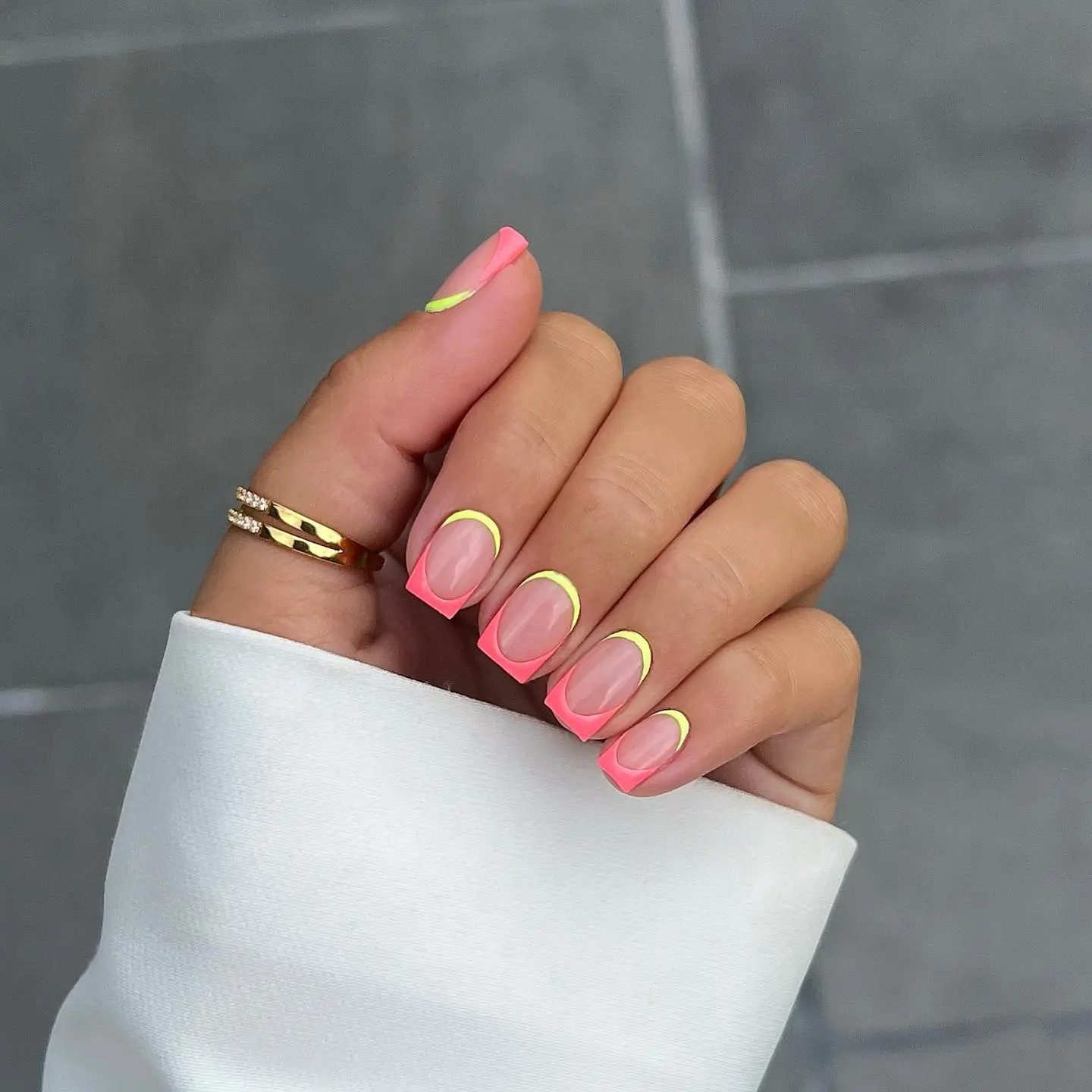 Visual Idea Visual Idea — Simple Summer Nails 2027
