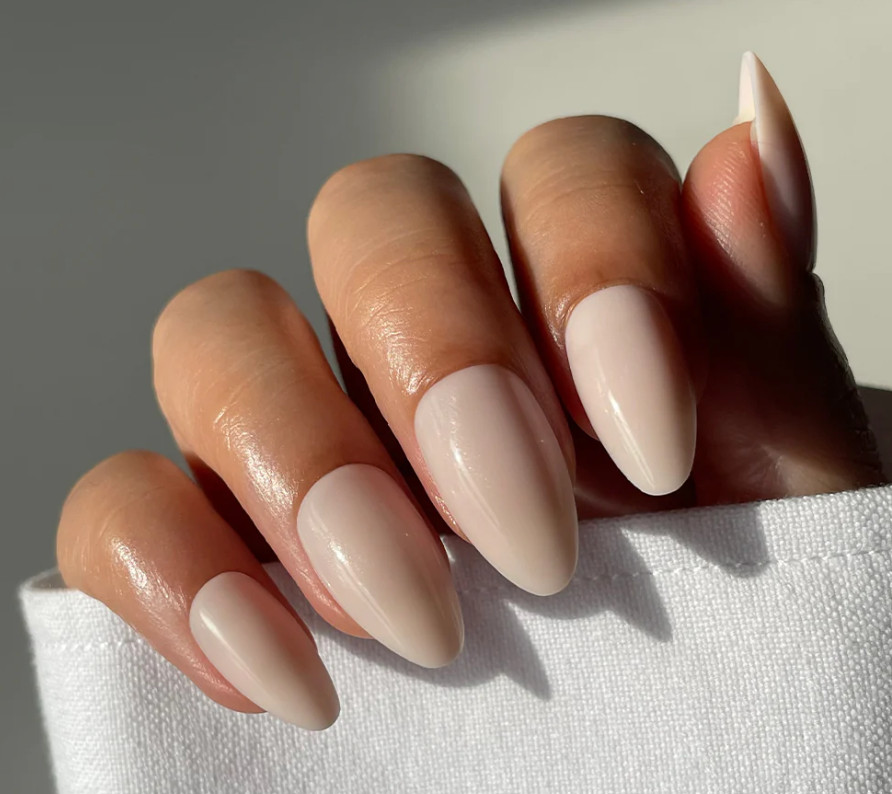 Opaque Light Beige Glossy Almonds Opaque Light Beige Glossy Almonds — Beige Nails 2027