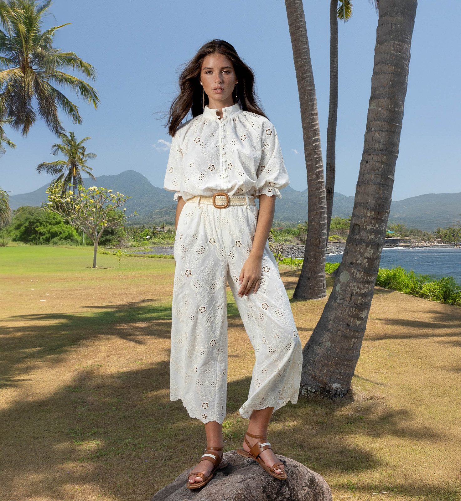 Sequins Linen-Like Outfit Idea — Lake Outfits 2027