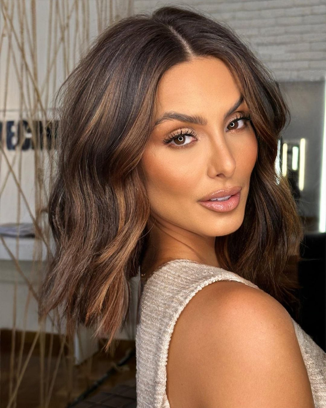 Chin Visual Idea Chin Visual Idea — Candlelit Brunette 2027