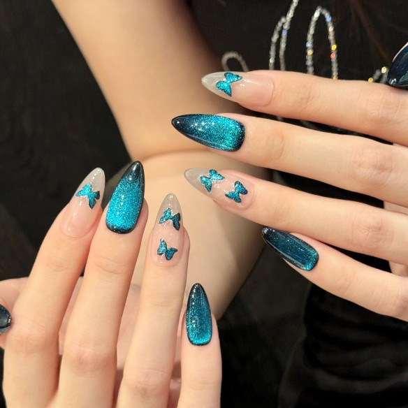 Cat-Eye Glossy Visual Idea Cat-Eye Glossy Visual Idea — Press On Nails 2027