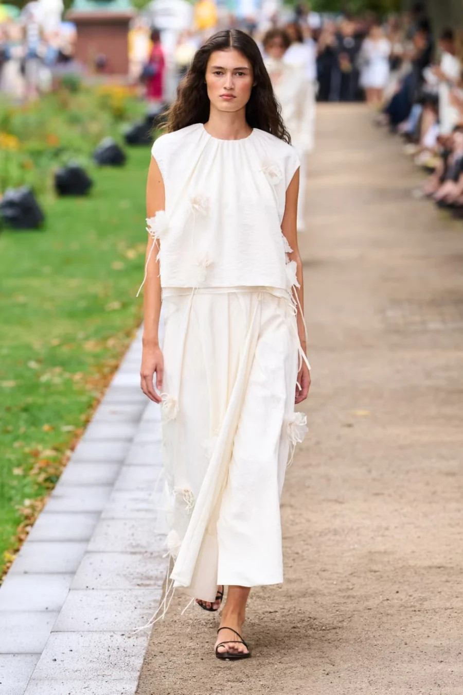 White Layered Top with Floral Appliqués for Delicate Scandi Style White Layered Top with Floral Appliqués for Delicate Scandi Style — Scandi Outfits 2027