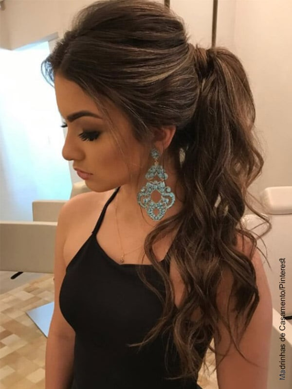 High Ponytail With Bouncy Curls High Ponytail With Bouncy Curls — Prom Ponytail Hairstyles 2027