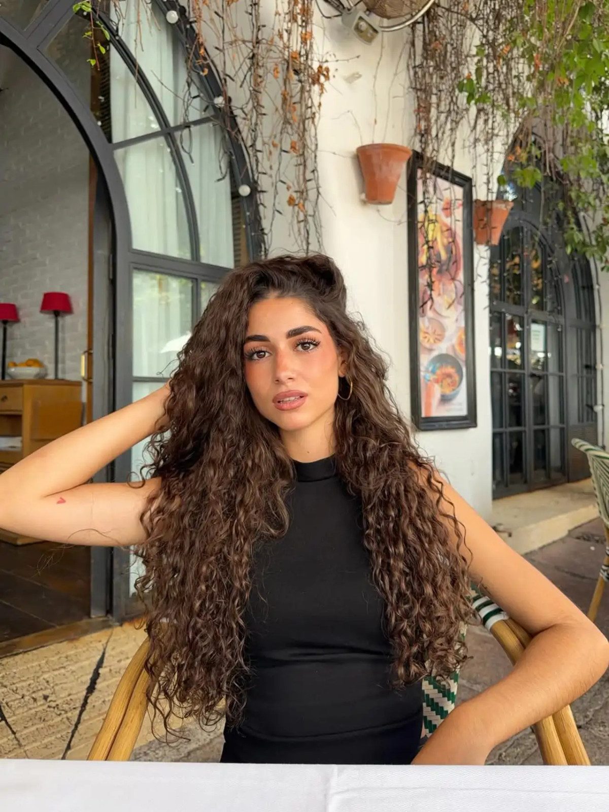 Honey Blonde Lob With Wispy Bangs Honey Blonde Lob With Wispy Bangs — Haircuts 2027 for Wavy Hair