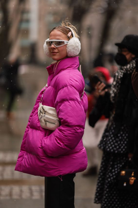 Bright Pink Puffer Jacket with White Accessories Bright Pink Puffer Jacket with White Accessories — Apres Ski Outfits 2027