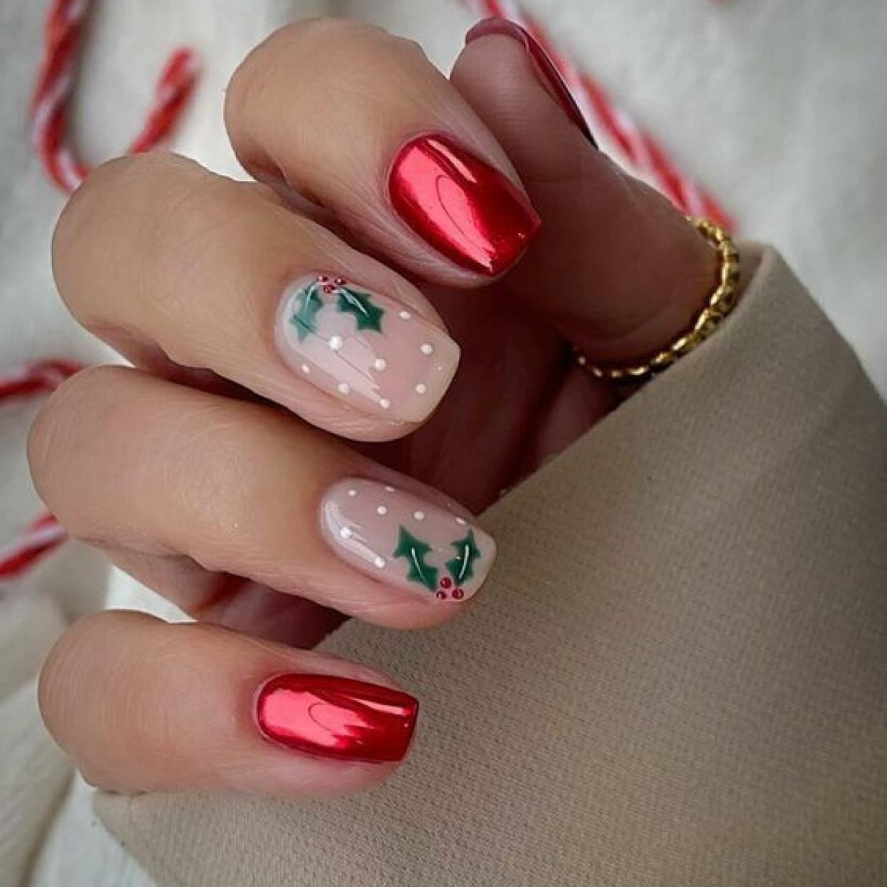 Metallic Red Sheer With Art Visual Idea Metallic Red Sheer With Art Visual Idea — Glitter Christmas Nails 2026