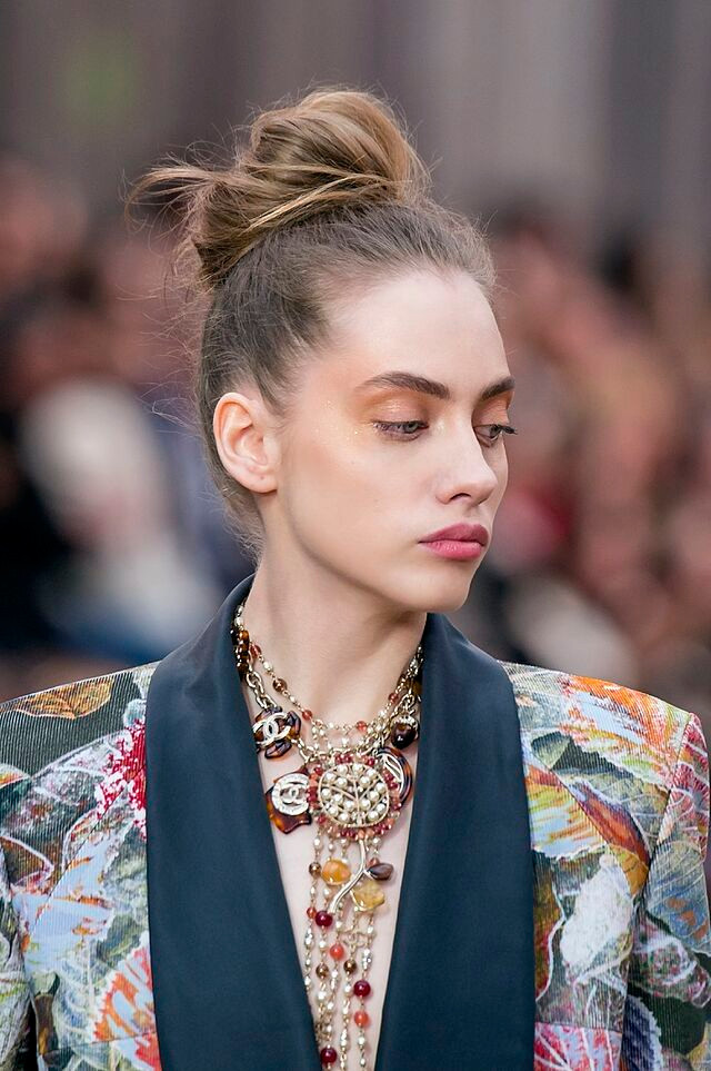 Visual Idea — The Dark Brown Messy Bun 2027