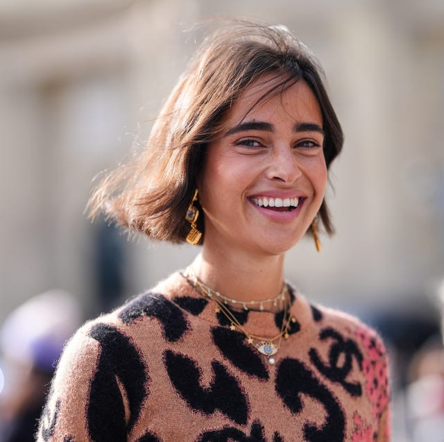 Sleek Chin-Length Bob With Blunt Bangs Sleek Chin-Length Bob With Blunt Bangs — Simple Hairstyles 2027